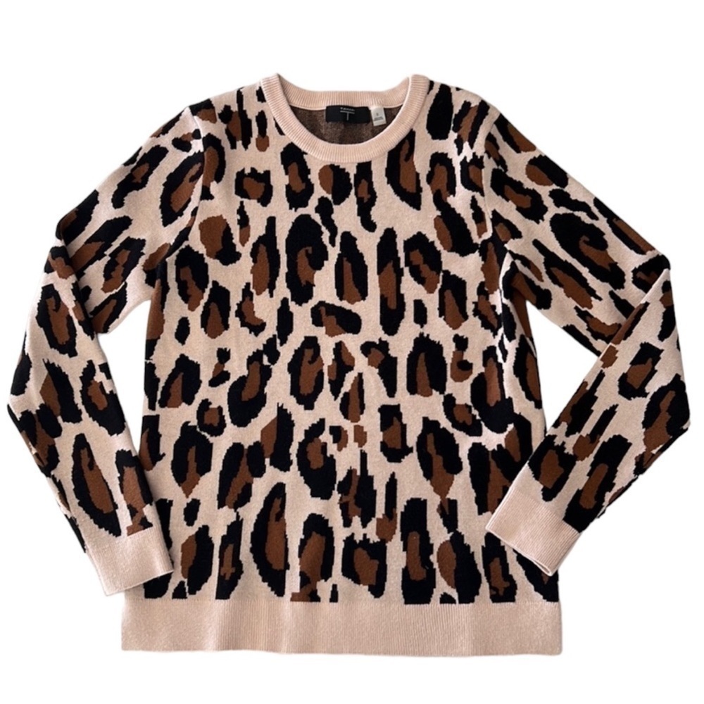 TAHARI Women's Cheetah Print Sweater Size Small